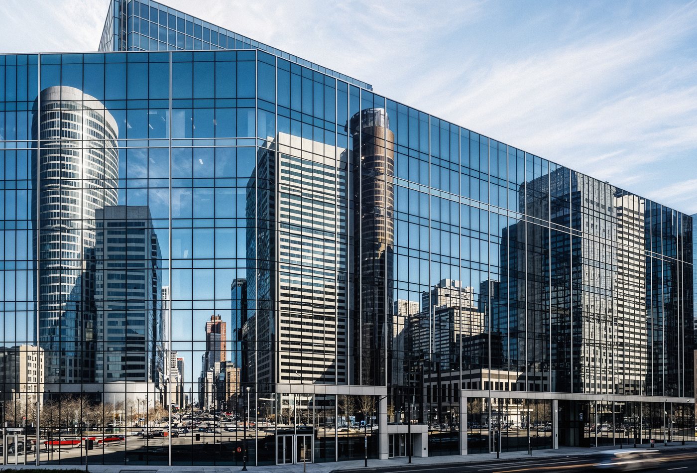 Immeuble de bureaux et commerces en rénovation énergétique